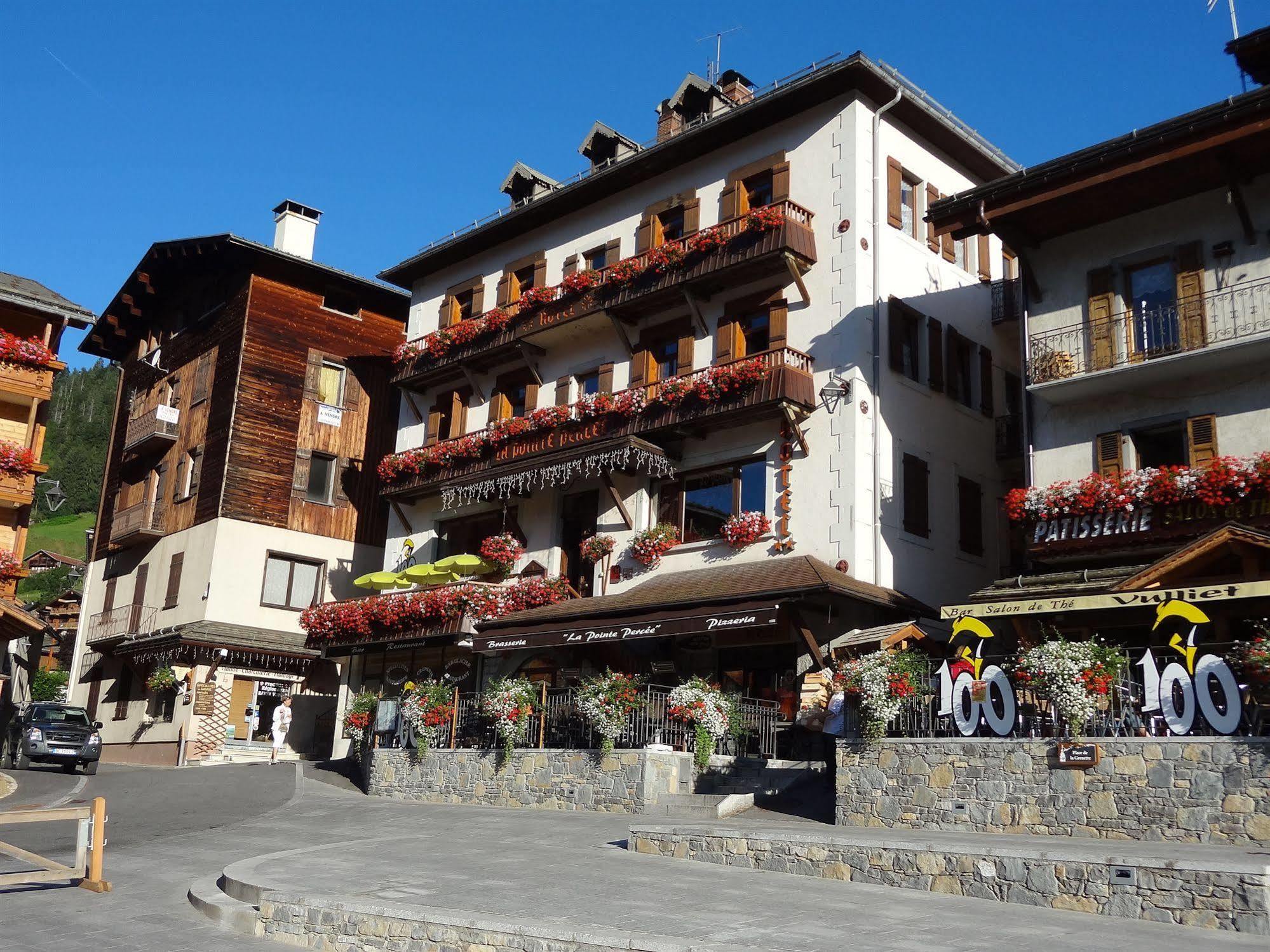 Hotel La Pointe Percee Le Grand-Bornand Exteriör bild